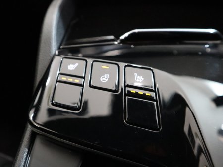 2024 Kia Sportage *1* GT-LINE PHEV 4X4 €37,995 thumbnail