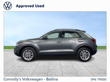 2025 Volkswagen T-Roc T-ROC EDITION 75 2.0TDI M6F 116HP €36,945 thumbnail