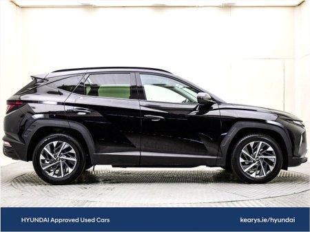 2021 Hyundai Tucson 2WD Executive thumbnail