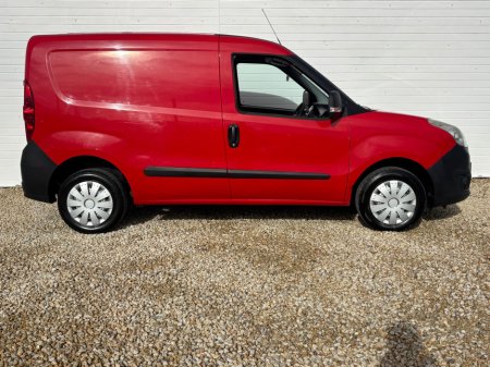 2016 Opel Combo - thumbnail 4