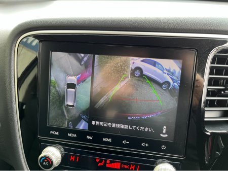 2020 Mitsubishi Outlander - thumbnail 21