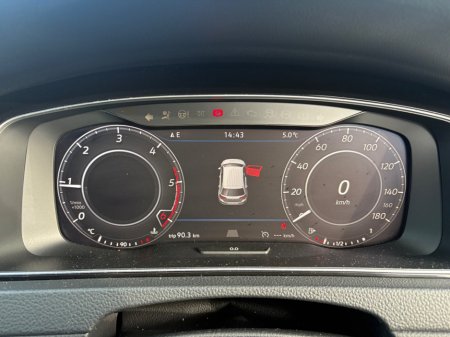 2017 Volkswagen Golf 2.0 TDI 5DR 184HP GTD €19,995 thumbnail