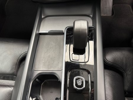 2023 Volvo XC60 - thumbnail 16