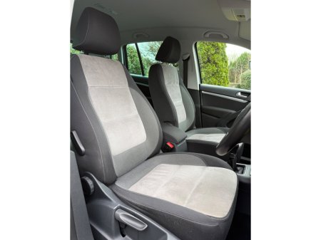 2014 Volkswagen Tiguan - thumbnail 10