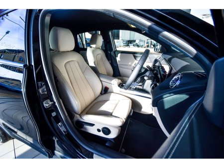 2026 Mercedes-Benz GLA Class 180d Progressive Night Pack Auto €58,950 thumbnail