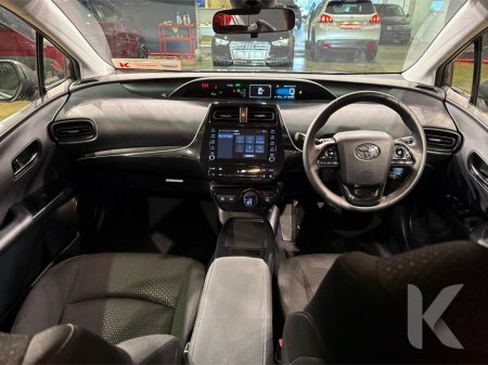 2022 Toyota Prius 1.8 HYBRID - CRUISE CONTROL - REAR CAMERA €21,950 thumbnail