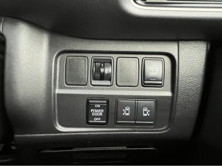 2022 Nissan Serena 8 SEATER AUTOMATIC HYBRID 2.0 PETROL //POWER SLIDING REAR DOORS//360 PARKING CAMERAS//KEYLESS ENTRY// €24,950 thumbnail