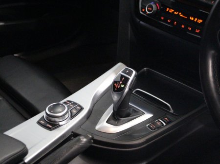 2018 BMW 3 Series - thumbnail 22