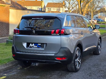 2020 Peugeot 5008 - thumbnail 7