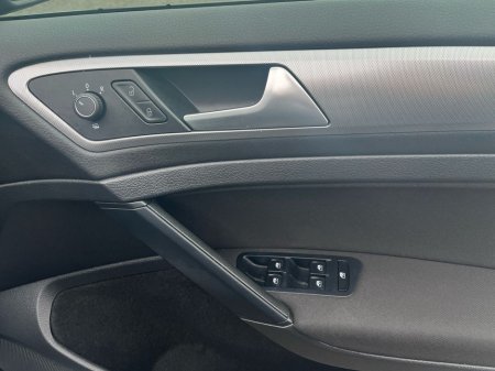 2019 Volkswagen Golf 1.0 MPI 85HP Trendline €17,995 thumbnail