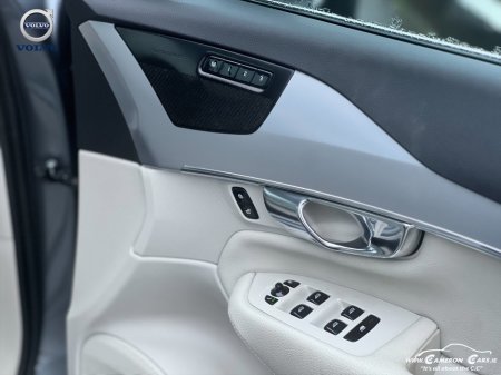 2019 Volvo XC90 T8 MOMENTUM GT 7 SEATER €41,950 thumbnail