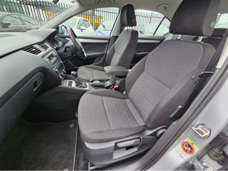 2014 Skoda Octavia AMBITION 1.2 TSI 105HP DGS 4 4DR AUTO €9,950 thumbnail