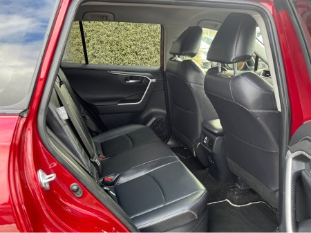 2021 Toyota Rav4 SOL AUTOMATIC HYBRID 2.5 PETROL //FULL LEATHER HEATED SEATS//REVERSE CAMERA//SAT NAV//KEYLESS ENTRY//IRISH CAR// €32,950 thumbnail