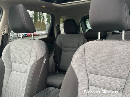 2025 Nissan X-Trail ePOWER SV PREMIUM 7 Seater €51,950 thumbnail