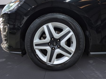 2022 Ford Focus - thumbnail 10