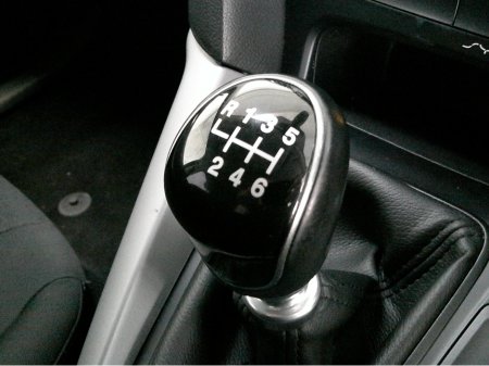 2017 Ford Focus - thumbnail 21