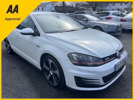 2015 Volkswagen Golf - thumbnail 14