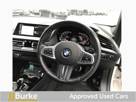 2023 BMW 1 Series - thumbnail 11