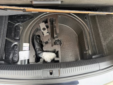 2016 Volkswagen Polo 1.2TSI Automatic Comfortline DBA-6RCJZ €12,000 thumbnail