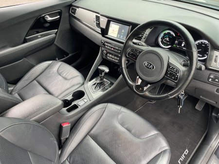 2018 Kia Niro - thumbnail 16