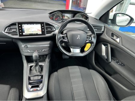 2016 Peugeot 308 ALLURE 2.0 HDI-AUTOMATIC-LOW MILES €12,450 thumbnail