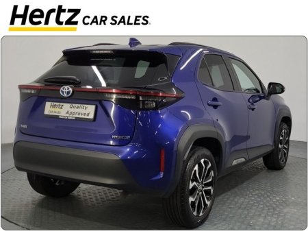 2023 Toyota Yaris Cross DESIGN HEV 1.5 Petrol Automatic €24,995 thumbnail