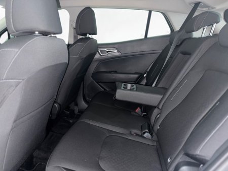 2024 Kia Sportage - thumbnail 4