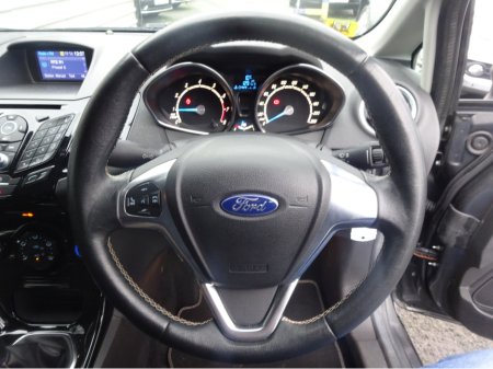 2016 Ford Fiesta TITANIUM 1.25 PETROL 60PS 5 DOOR LOW MILEAGE KEY 104 €9,950 thumbnail
