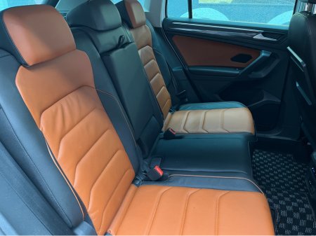 2019 Volkswagen Tiguan €25950 2019 VOLKSWAGEN TIGUAN TDI 4MOTION HIGH LINE 2.0 AUTOMATIC / CRUISE CONTROL / 360° PARKING CAMERA / ELECTRIC MEMORY & HEATED SEATS / HEATED REAR SEATS €25,950 thumbnail