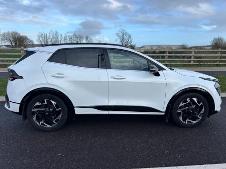 2024 Kia Sportage GTL SR Mhev MY23 5DR €41,900 thumbnail