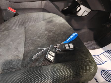 2017 Honda Shuttle 1.5L HYBRID AUTOMATIC €11,850 thumbnail