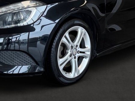 2015 Mercedes-Benz A Class A 180 STYLE AUTO €13,250 thumbnail