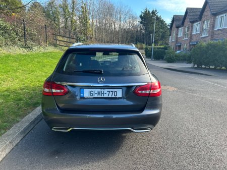 2016 Mercedes-Benz C Class - thumbnail 5