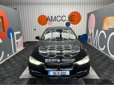 2019 BMW 3 Series 2019 BMW 320D LUXURY 2.0 AUTOMATIC / CRUISE CONTROL / REVERSE CAMERA / ELECTRIC MEMORY & HEATED SEATS AND MORE thumbnail