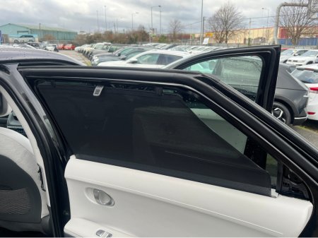 2022 Hyundai Ioniq 5 PREMIUM PLUS 73KWH EV //MASSIVE SPEC//BOSE SOUND SYSTEM//PANORAMIC GLASS ROOF//FULL LEATHER ELECTRIC HEATED/COOLED SEATS// €24,950 thumbnail