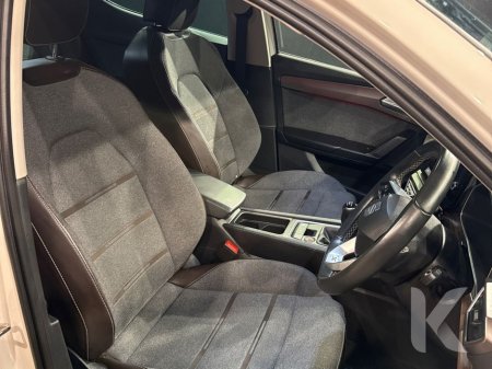 2021 SEAT Leon MANUAL 1.0TSI - REVERSE CAMERA - CRUISE CONTROL - A/C HEATING CONTROLS €19,950 thumbnail