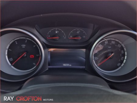 2018 Vauxhall Insignia - thumbnail 11