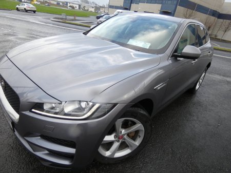2020 Jaguar F-Pace RWD 2.0 D 180PS Chequered Flag Auto €26,950 thumbnail