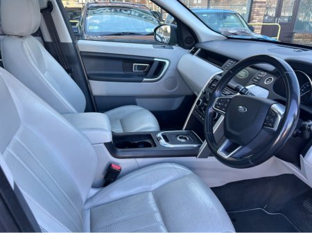 2017 Land Rover Discovery Sport - thumbnail 6