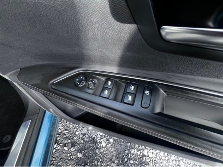 2018 Peugeot 5008 2018 Peugeot 5008 2.0 Blue HDI GT LINE Automatic 7 Seater *PAN ROOF* €26,950 thumbnail