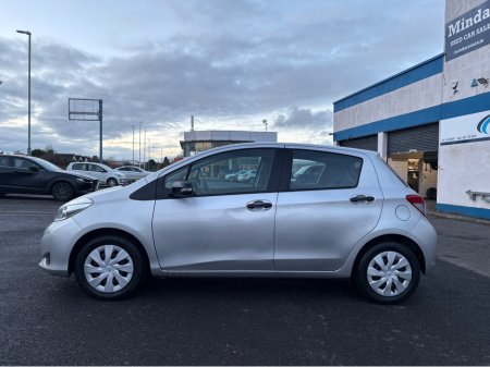 2014 Toyota Yaris 1.0 TERRA 4DR €6,995 thumbnail