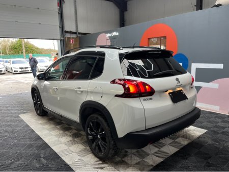 2020 Peugeot 2008 - thumbnail 4