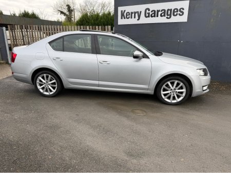 2016 Skoda Octavia 2.0 TDI Pan Roof €7,990 thumbnail