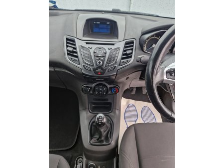 2017 Ford Fiesta ZETEC 1.25 60PS M5 5DR MCA 4DR €7,995 thumbnail