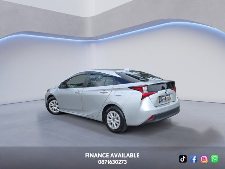 2020 Toyota Prius - thumbnail 14