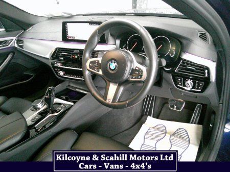 2019 BMW 5 Series - thumbnail 23