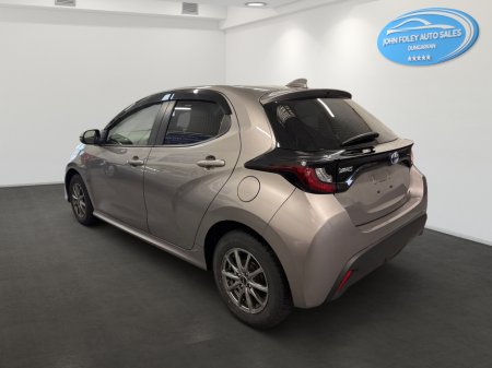 2020 Toyota Yaris - thumbnail 3