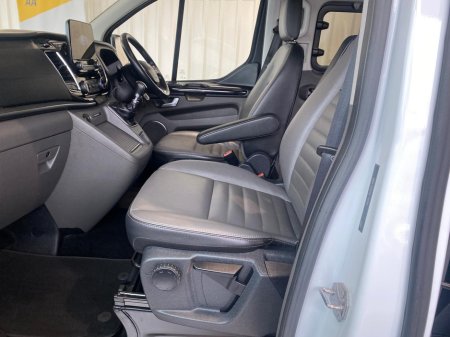 2022 Ford Tourneo Custom 125 T35 0 BUS M1 320L LIMITED EDITION 2.0 TD 130BHP 4 €49,950 thumbnail