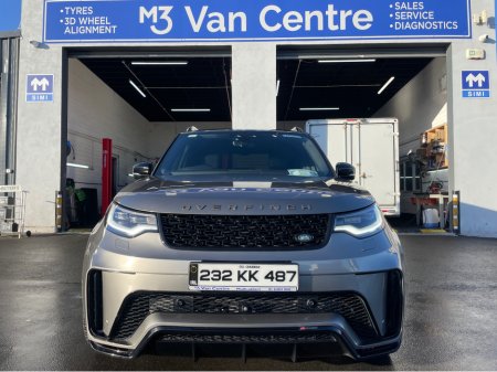 2023 Land Rover Discovery (232) LAND ROVER DISCOVERY 3.0 SD6 R-DYNAMIC OVERFINCH €48,950 thumbnail