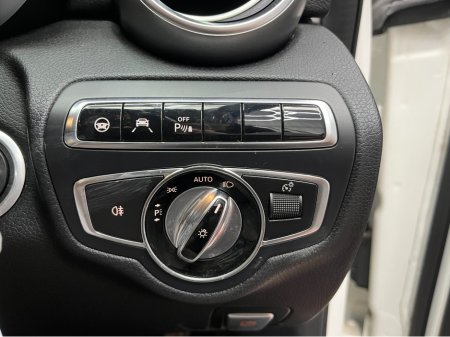 2016 Mercedes-Benz C Class €19950! 2016 MERCEDES-BENZ C220D AVANTGARDE 2.2 AUTOMATIC / CRUISE CONTROL / REVERSE CAMERA / ELECTRIC MEMORY & HEATED SEATS / €19,950 thumbnail